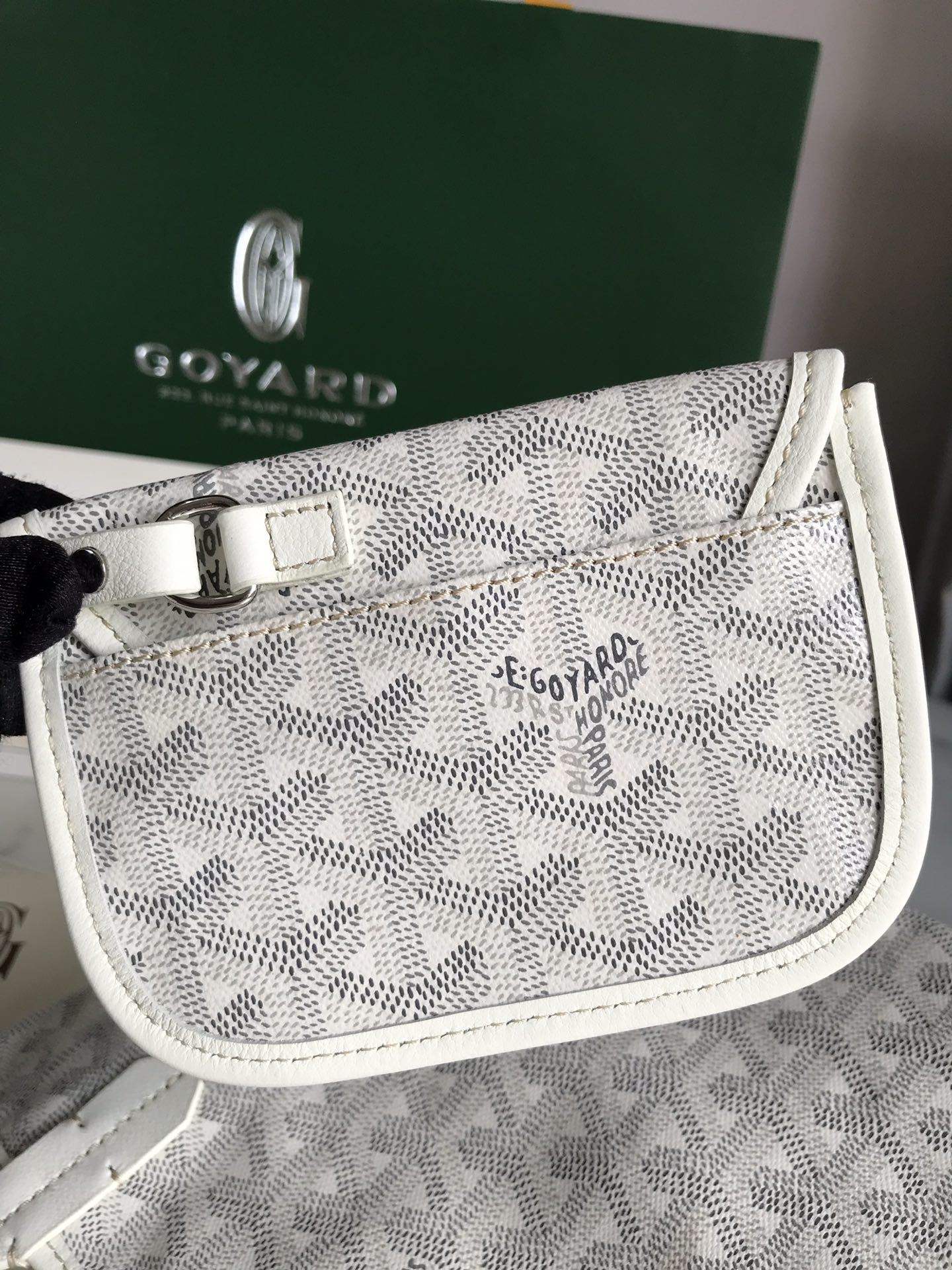 Goyard Shopping Bags